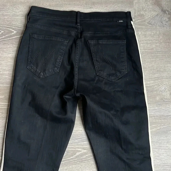 MOTHER THE INSIDER CROP STEP FRAY' STRIPE OUTSEAM JEANS - Picture 13 of 16